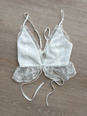 Tiger Mist White Lace Tie-Front Bralette